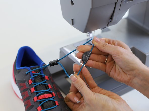 How to Replace a Speedlace With a Stopper, Lock stitching and finish repair: crwdns2935265:09crwdnd2935265:02crwdnd2935265:03crwdne2935265:0