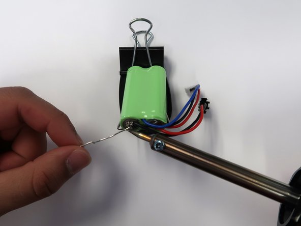 How to Repair an Anstoy Electric AKM-47 Gel Blaster Battery: crwdns2935265:05crwdnd2935265:02crwdnd2935265:02crwdne2935265:0