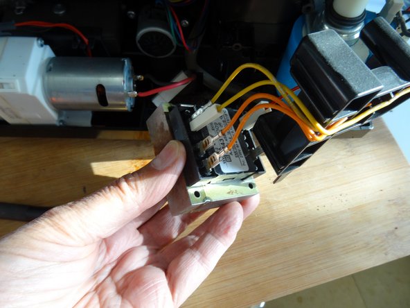 Jura Z models transformer replacement: crwdns2935265:010crwdnd2935265:03crwdnd2935265:03crwdne2935265:0