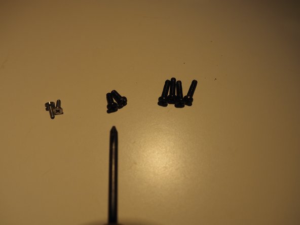 Cycliq Fly 12 Battery Replacement, Re assemble: crwdns2935265:09crwdnd2935265:02crwdnd2935265:03crwdne2935265:0