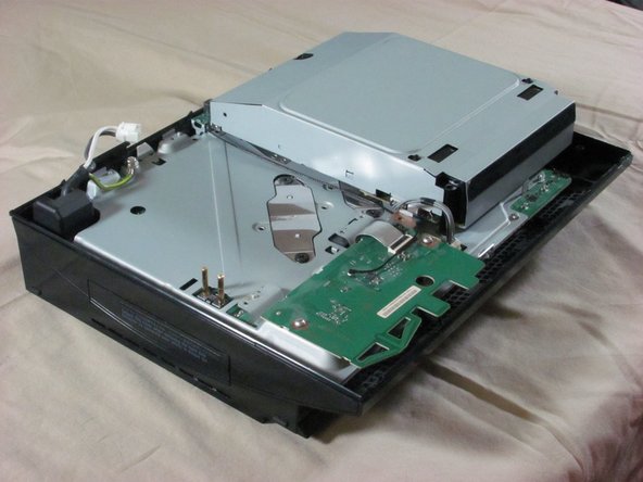 Playstation 3 Motherboard Enclosure Replacement: crwdns2935265:08crwdnd2935265:02crwdnd2935265:02crwdne2935265:0