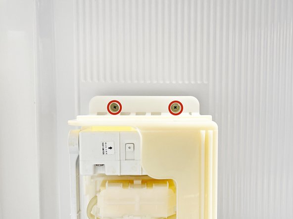 Samsung Refrigerator Icemaker Assembly Replacement (Freezer Icemaker), Unfasten the icemaker assembly: crwdns2935265:06crwdnd2935265:02crwdnd2935265:02crwdne2935265:0