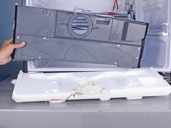 Samsung Refrigerator Evaporator Fan (Freezer Compartment) Replacement: crwdns2935265:013crwdnd2935265:03crwdnd2935265:03crwdne2935265:0