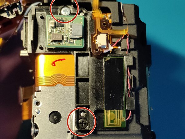 Sony A7 II Top Flex Cable replacement, Removing the wireless stuff: crwdns2935265:025crwdnd2935265:02crwdnd2935265:03crwdne2935265:0