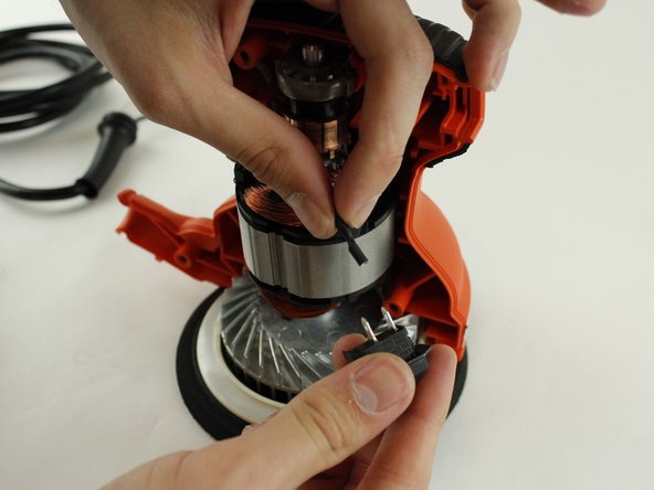 Black and Decker BDERO100 Power Button Replacement: crwdns2935265:09crwdnd2935265:02crwdnd2935265:02crwdne2935265:0