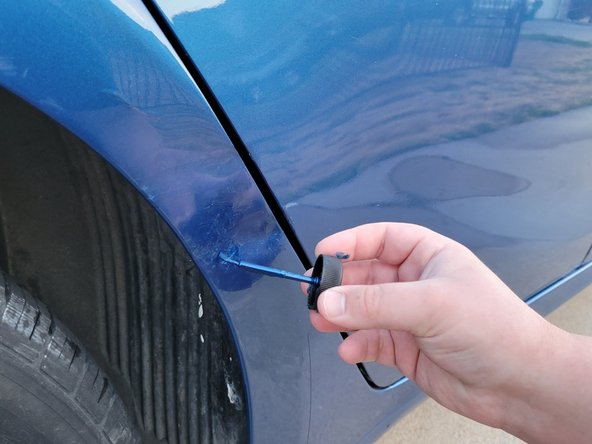 How to Repair Automobile Scratches & Paint Chips: crwdns2935265:08crwdnd2935265:02crwdnd2935265:02crwdne2935265:0