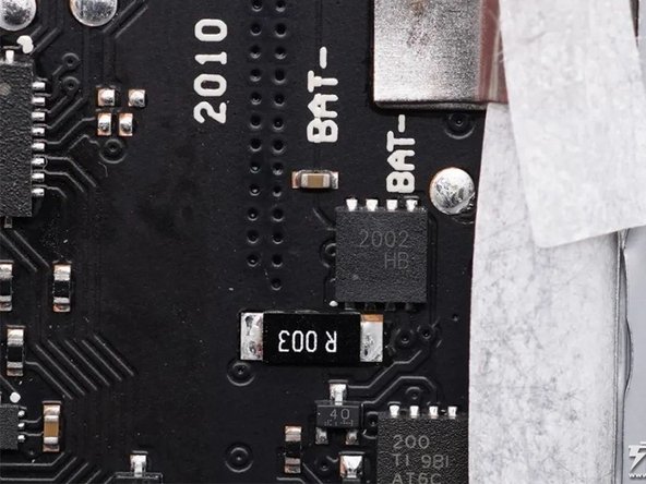 SAMSUNG 10000mAh 25W PD charger Power bank Teardown, Components details 1: 步骤 4 中的图像 2，3