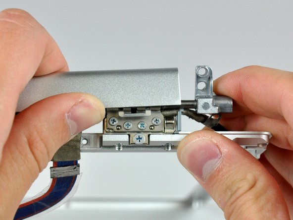 PowerBook G4 Aluminum 15" 1-1.5 GHz Front Display Bezel Replacement: crwdns2935265:044crwdnd2935265:02crwdnd2935265:03crwdne2935265:0