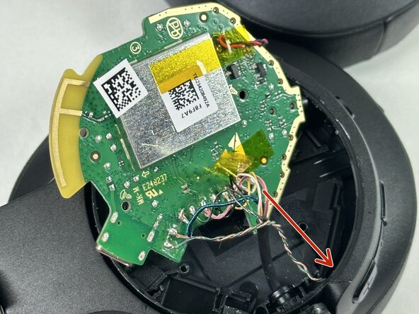 JBL Tune 760NC Partially Remove the Motherboard (No Wire Removal): crwdns2935265:04crwdnd2935265:01crwdnd2935265:03crwdne2935265:0