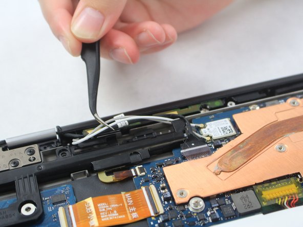 Samsung Chromebook Pro Hinge Replacement: stap 0, afbeelding 2 van 3