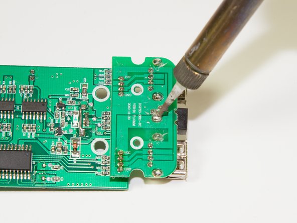 dreamGEAR Quad Dock Pro Electrical Port Replacement, Electrical Port: crwdns2935265:07crwdnd2935265:02crwdnd2935265:03crwdne2935265:0