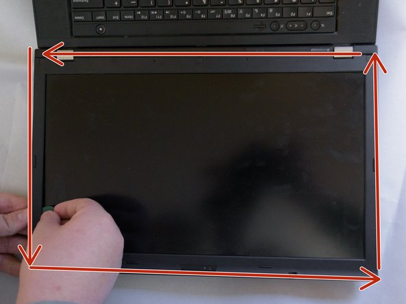 Lenovo ThinkPad T530 Display Replacement, Prying off the Bezel: stap 0, afbeelding 3 van 3