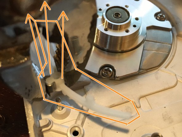 Quantum ProDrive LPS 240MB IDE HDD (Early '90s) Teardown, Remove Extraneous Parts: crwdns2935265:011crwdnd2935265:02crwdnd2935265:02crwdne2935265:0