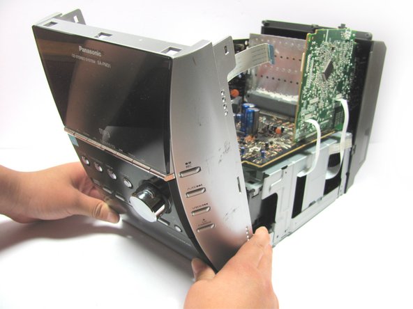 Panasonic SC-PM31 CD Player Replacement, Removing the front panel: crwdns2935265:07crwdnd2935265:03crwdnd2935265:03crwdne2935265:0