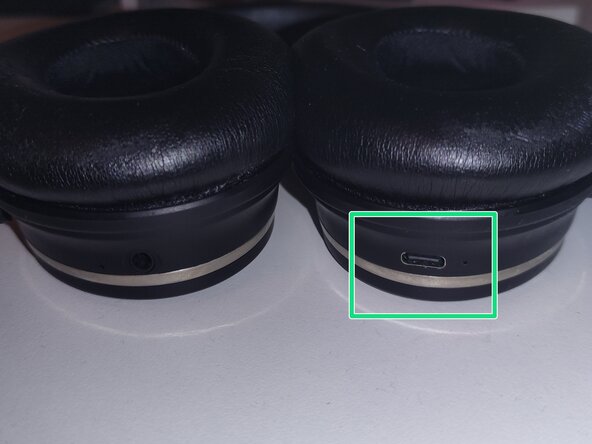 Srhythm NC25 Battery Replacement, Finding the battery location: crwdns2935265:01crwdnd2935265:02crwdnd2935265:02crwdne2935265:0