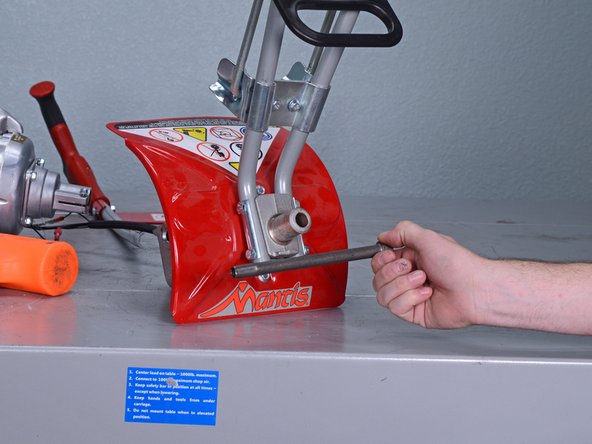 Mantis Tiller 7940 (2017) Worm Shaft Replacement, Remove the drive shaft: crwdns2935265:022crwdnd2935265:03crwdnd2935265:03crwdne2935265:0