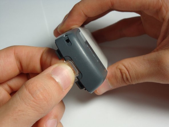 Nokia 2128i Power Unit Replacement, Power Button: crwdns2935265:07crwdnd2935265:02crwdnd2935265:03crwdne2935265:0