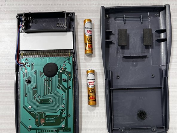 Oreva FX-82MS Battery Replacement: crwdns2935265:04crwdnd2935265:02crwdnd2935265:02crwdne2935265:0