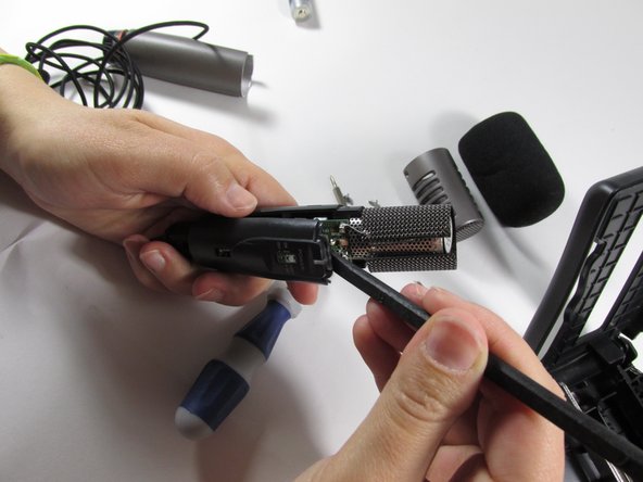 Sony ECM-MS907 Microphone Disassembly: crwdns2935265:06crwdnd2935265:02crwdnd2935265:03crwdne2935265:0