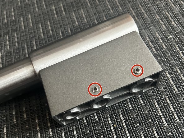 Frigidaire FPBS2778UF5 Drawer Handle Replacement: adım 4, 3 resimden 2.