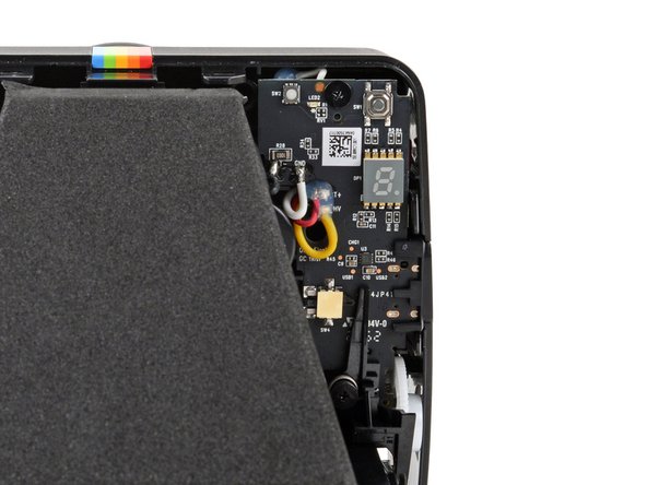 Polaroid Now Gen 3 Rear Shell Replacement, Capacitor warning: crwdns2935265:011crwdnd2935265:02crwdnd2935265:02crwdne2935265:0