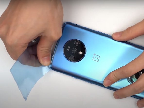 OnePlus 7T  Battery Cover Replacement: crwdns2935265:04crwdnd2935265:02crwdnd2935265:02crwdne2935265:0