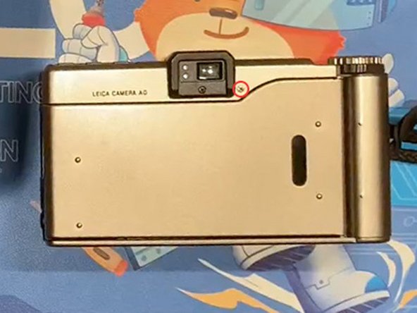 Leica Minilux E02 fix, Lens Flex Cable FPC replacement, Removing the Top, Bottom and Front Case: adım 1, 3 resimden 3.