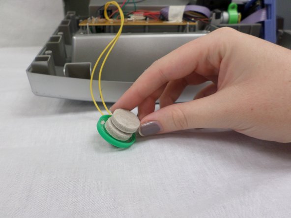 Volume Fix for Zillionz Savings Goal ATM Bank, Put Felt Pads on Speaker: crwdns2935265:04crwdnd2935265:03crwdnd2935265:03crwdne2935265:0