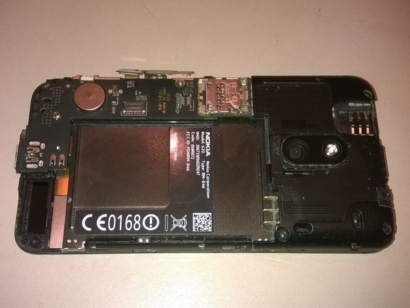 Nokia Lumia 620 Volume and Power Button Replacement: crwdns2935265:00crwdnd2935265:01crwdnd2935265:01crwdne2935265:0