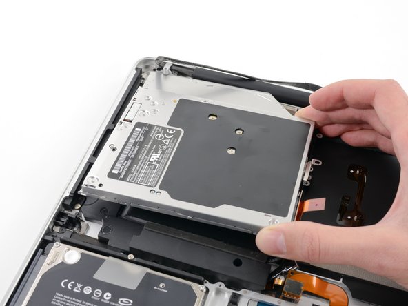 MacBook Pro 15" Unibody Late 2008 and Early 2009 Trackpad Replacement: crwdns2935265:029crwdnd2935265:03crwdnd2935265:03crwdne2935265:0