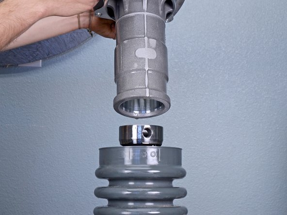 Wacker 4-Stroke Rammer BS504AS REV 101 (2019) Bellows Replacement, Remove the guide cylinder: crwdns2935265:017crwdnd2935265:03crwdnd2935265:03crwdne2935265:0