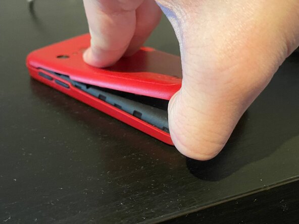 Doro 1881 Teardown, Remove the back cover: crwdns2935265:01crwdnd2935265:03crwdnd2935265:03crwdne2935265:0