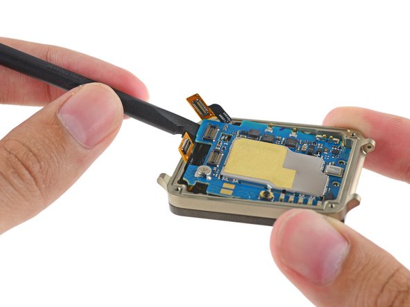 LG G Watch Teardown: crwdns2935265:010crwdnd2935265:02crwdnd2935265:02crwdne2935265:0