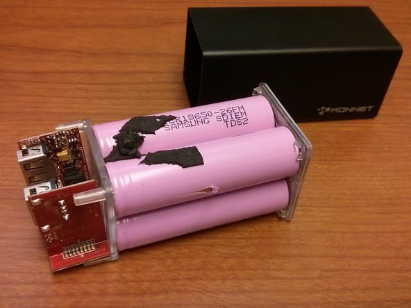 Disassembling Konnet PowerEZ Pro External Battery: crwdns2935265:03crwdnd2935265:02crwdnd2935265:02crwdne2935265:0