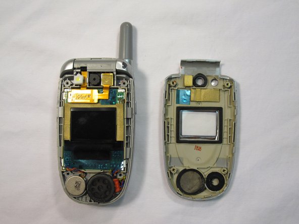 LG VX5200 Face Plate Replacement: crwdns2935265:06crwdnd2935265:03crwdnd2935265:03crwdne2935265:0