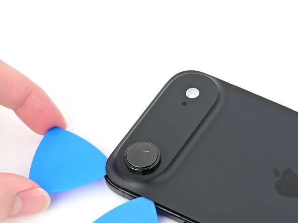 iPhone Air Back Glass Replacement, Separate the top edge adhesive: crwdns2935265:013crwdnd2935265:03crwdnd2935265:03crwdne2935265:0