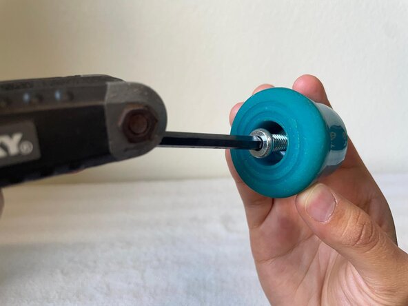 Roller Skate Bullseye Toe Stop Replacement: step 9, image 1 of 2