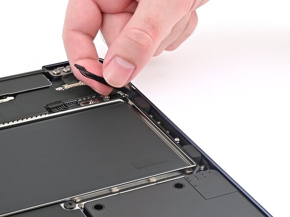 MacBook Neo Battery Replacement, Free the left speaker cable: 手順 13、 3の画像 2