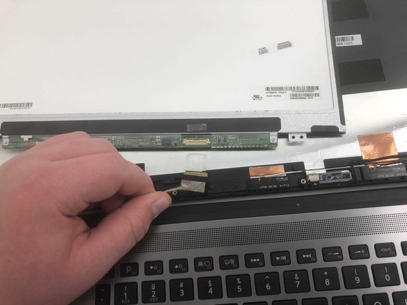 TOSHIBA Satellite E45W-C4200X Screen Replacement: crwdns2935265:05crwdnd2935265:02crwdnd2935265:03crwdne2935265:0