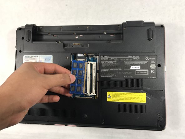 Sony Vaio PCG-61411L RAM Replacement: crwdns2935265:06crwdnd2935265:02crwdnd2935265:02crwdne2935265:0