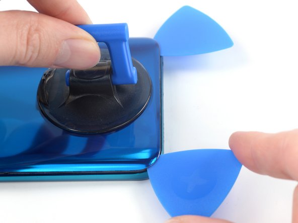 Xiaomi Redmi Note 9S Screen Replacement, Slice the adhesive: step 4, image 3 of 3