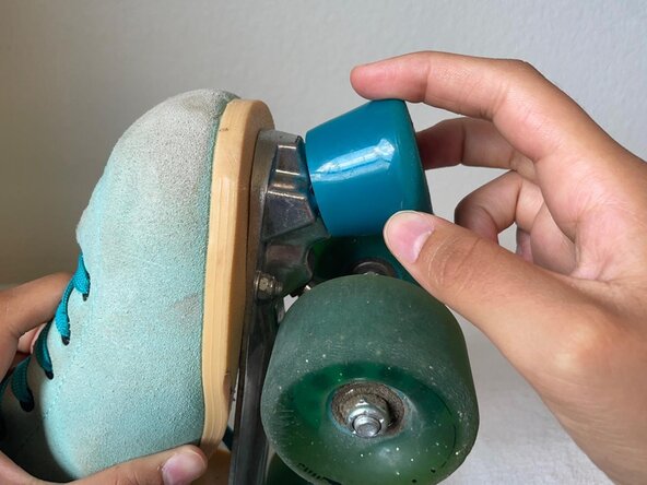 Roller Skate Bullseye Toe Stop Replacement: step 11, image 2 of 2
