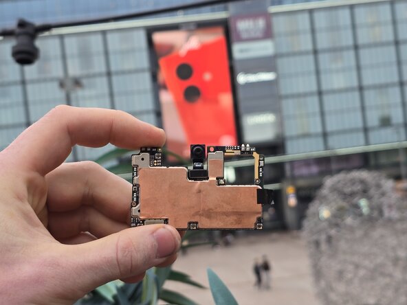 Jolla Phone (2026) Demontage: stap 11, afbeelding 3 van 3