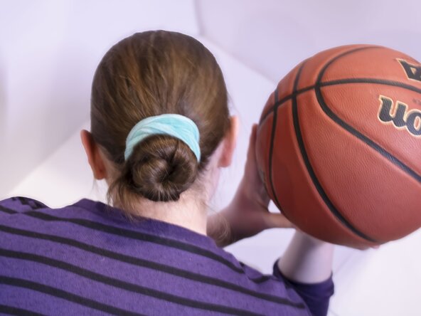 How to Repair a Basketball Leak, How to Repair a Basketball Leak: crwdns2935265:01crwdnd2935265:03crwdnd2935265:03crwdne2935265:0