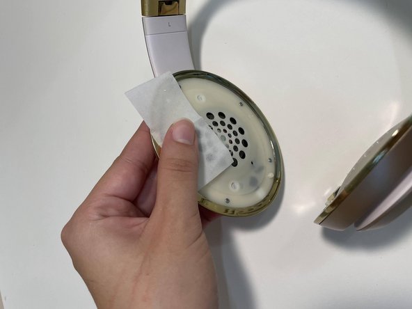 Beats Studio 2 Wireless Ear Cushions Replacement: crwdns2935265:04crwdnd2935265:03crwdnd2935265:03crwdne2935265:0