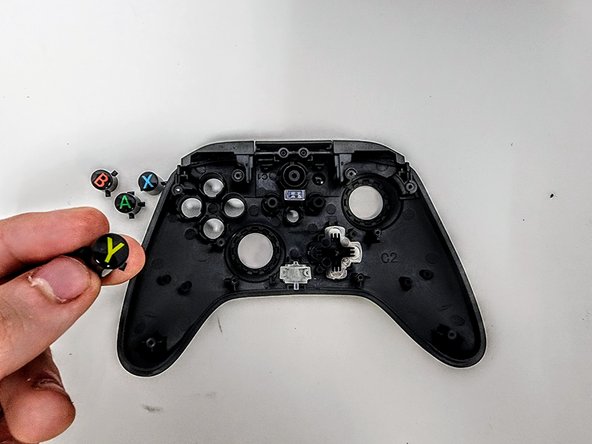 PowerA Enhanced 1516953-01 Front Case Replacement, ABXY Buttons: 步骤 3 中的图像 3，3