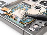 Samsung Galaxy S24 Ultra Screen and Battery Assembly Replacement