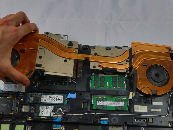 Dell Precision 7750 GPU Replacement: step 9, image 1 of 1