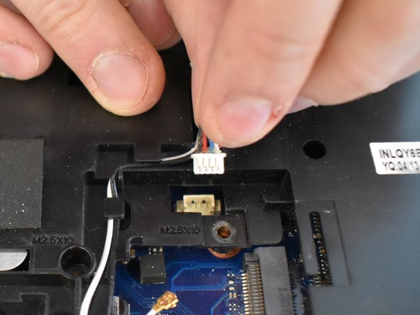 Lenovo IdeaPad Y500 Motherboard Replacement: step 22, image 3 of 3