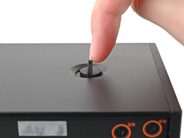 Framework Desktop DIY Edition Quick Start Guide, Remove the Top Panel screws: crwdns2935265:03crwdnd2935265:03crwdnd2935265:03crwdne2935265:0